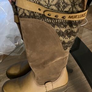 Muk Luks Tan and Brown Knit Boots